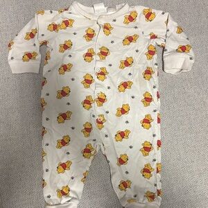 H&M White and Yellow Kids One Piece with Pooh Print